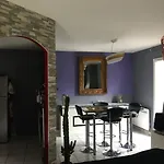 Ello Alice Secret Garden In Проживание в семье По
