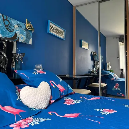 Ello Happiness Place To Be In *